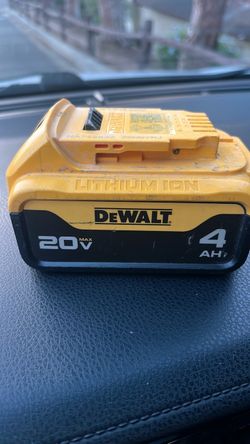 DeWalt 20V Max 4Ah Lithium-Ion Battery