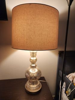 Table lamp