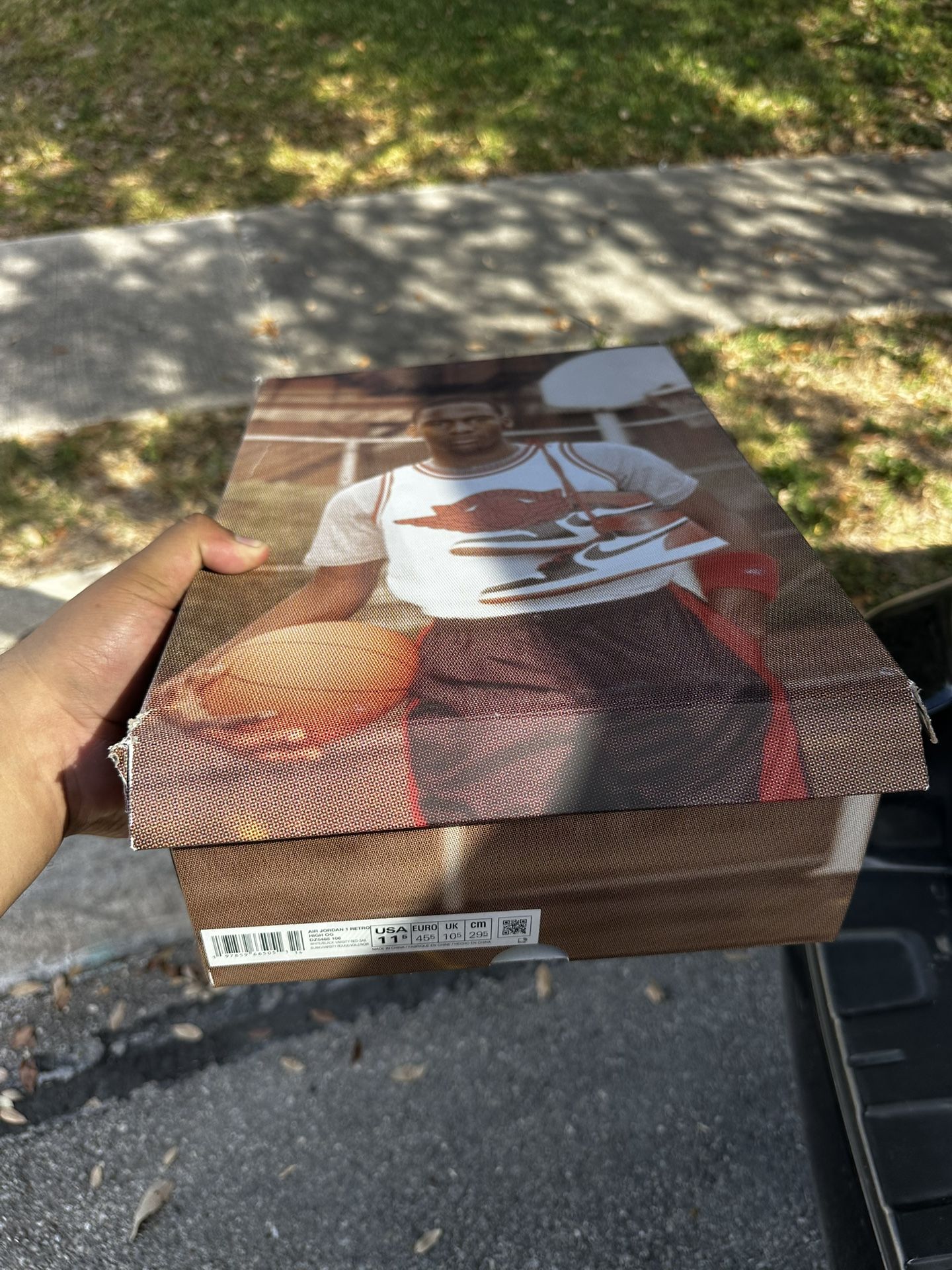 JORDAN 1 BLACK TOE REIMAGINED  & Accessories