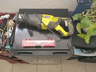 Handsaw