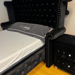 AP- Luxury Queen Bed,Black or Gray/ Fast Delivery - Financing 
