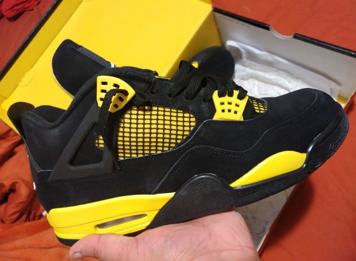 Thunder 4s 