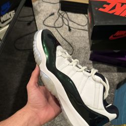 Jordan 11 Low Iridescent 
