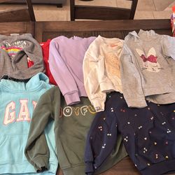 Girls sweater/sweatshirts 5T