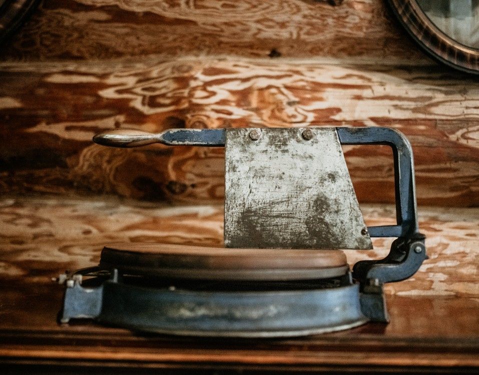 RARE 1905 Anderson Cheese Wheel Cutter