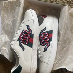 Men Shoe 10.5