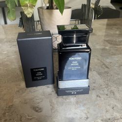 Tom Ford Lost Cherry And Oud Wood