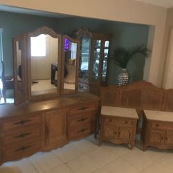 Wood Bedroom Set 