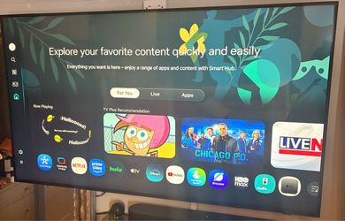 Samsung Smart TV with Smart Hub