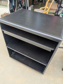 Computer desk