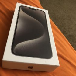 iPhone 15 Pro Max 