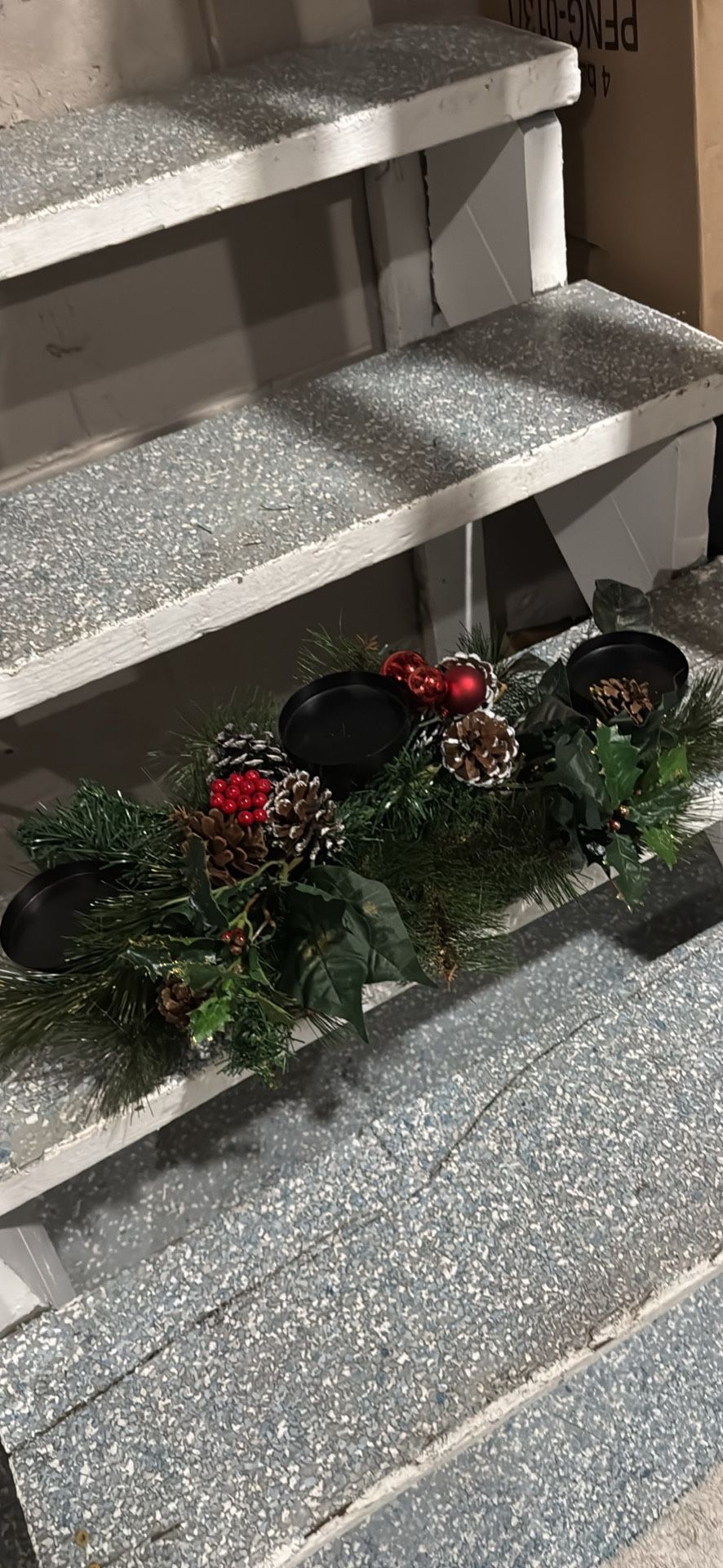 Christmas setting table