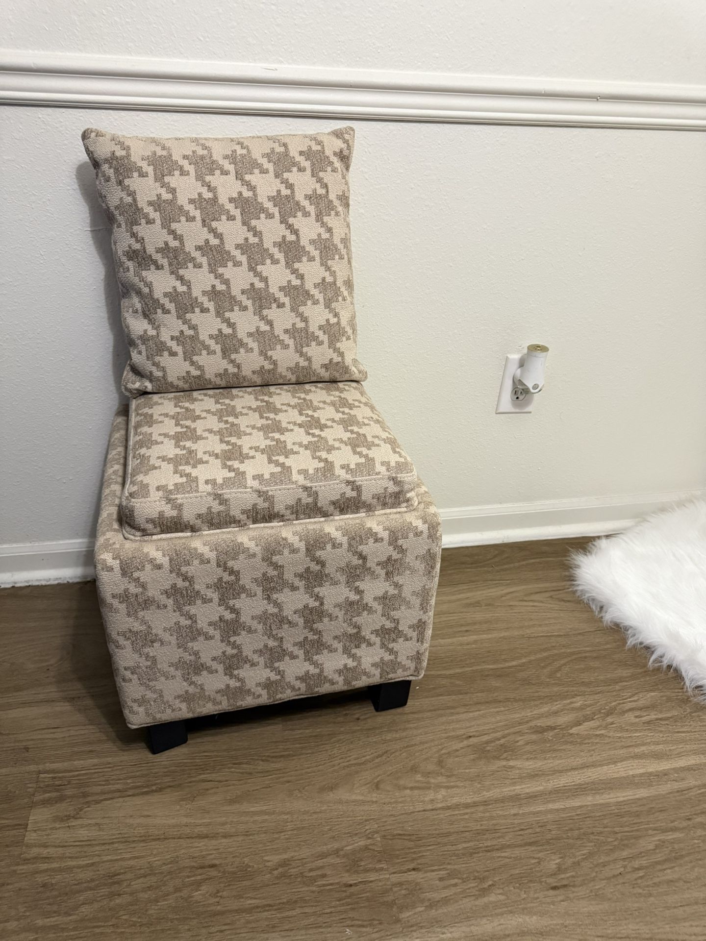 Small Ottoman