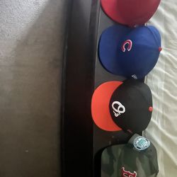 New Era Fitted (7 & 1/2)/ Snap Back Hats