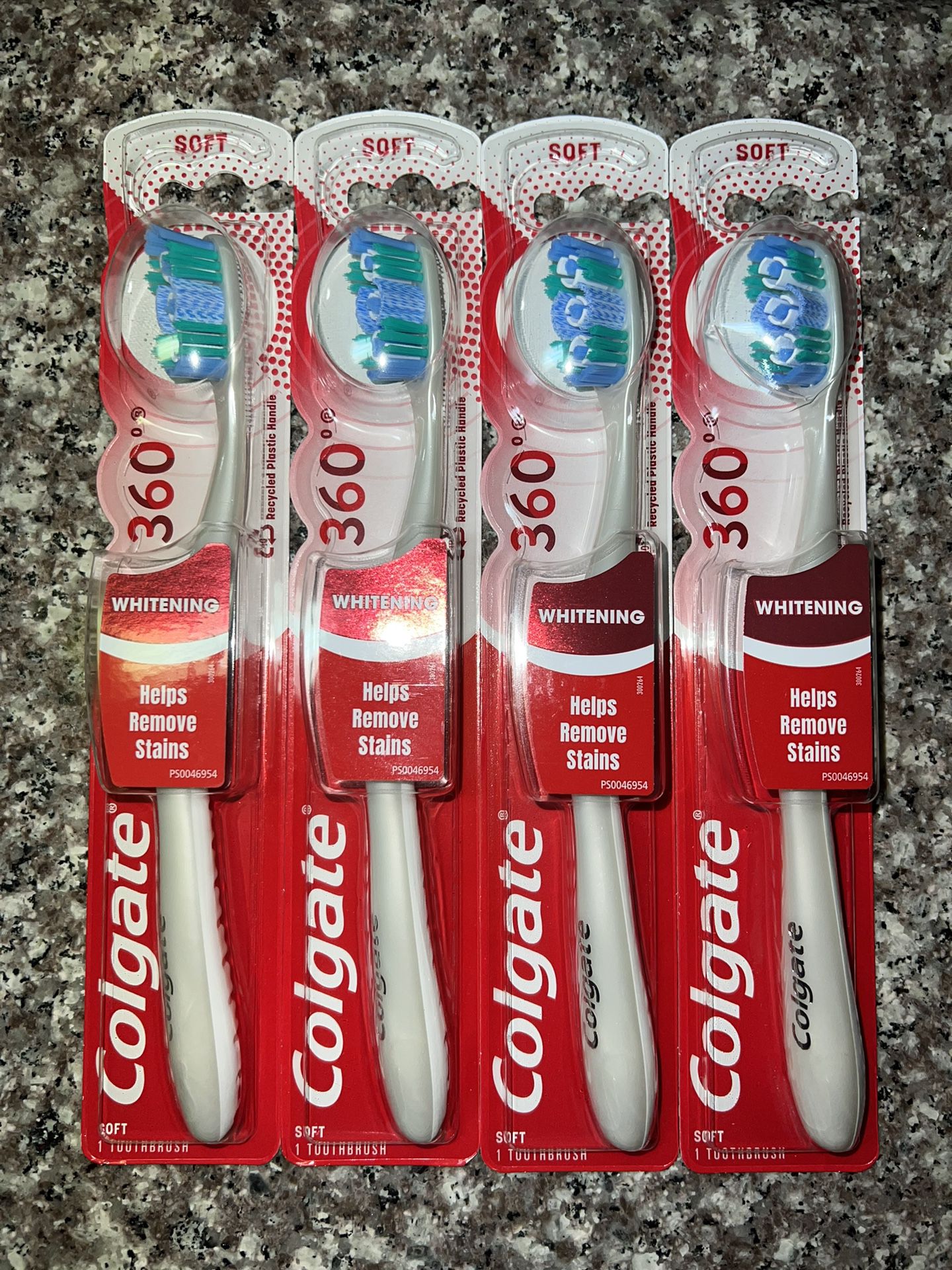 Colgate Optic White Soft Toothbrushes Set