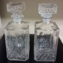 Classy refillable liquor bottles $15 Each Or Both $25 Pickup Between 2;00-10:45 Rainbow/charleston Cash Only Fcfs No Holds Moving 