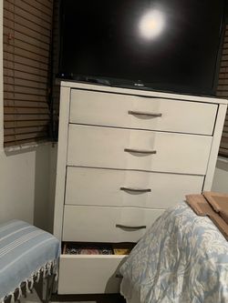 White dresser for FREE