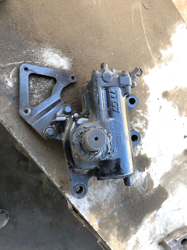 TRW Steering Box 2014 Freightliner Cascadia for Sale in Fontana, CA