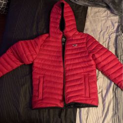 Red hollister puffer jacket hotsell