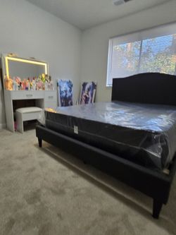 Lowest Price Bed set Queen Bedframe + Mattress