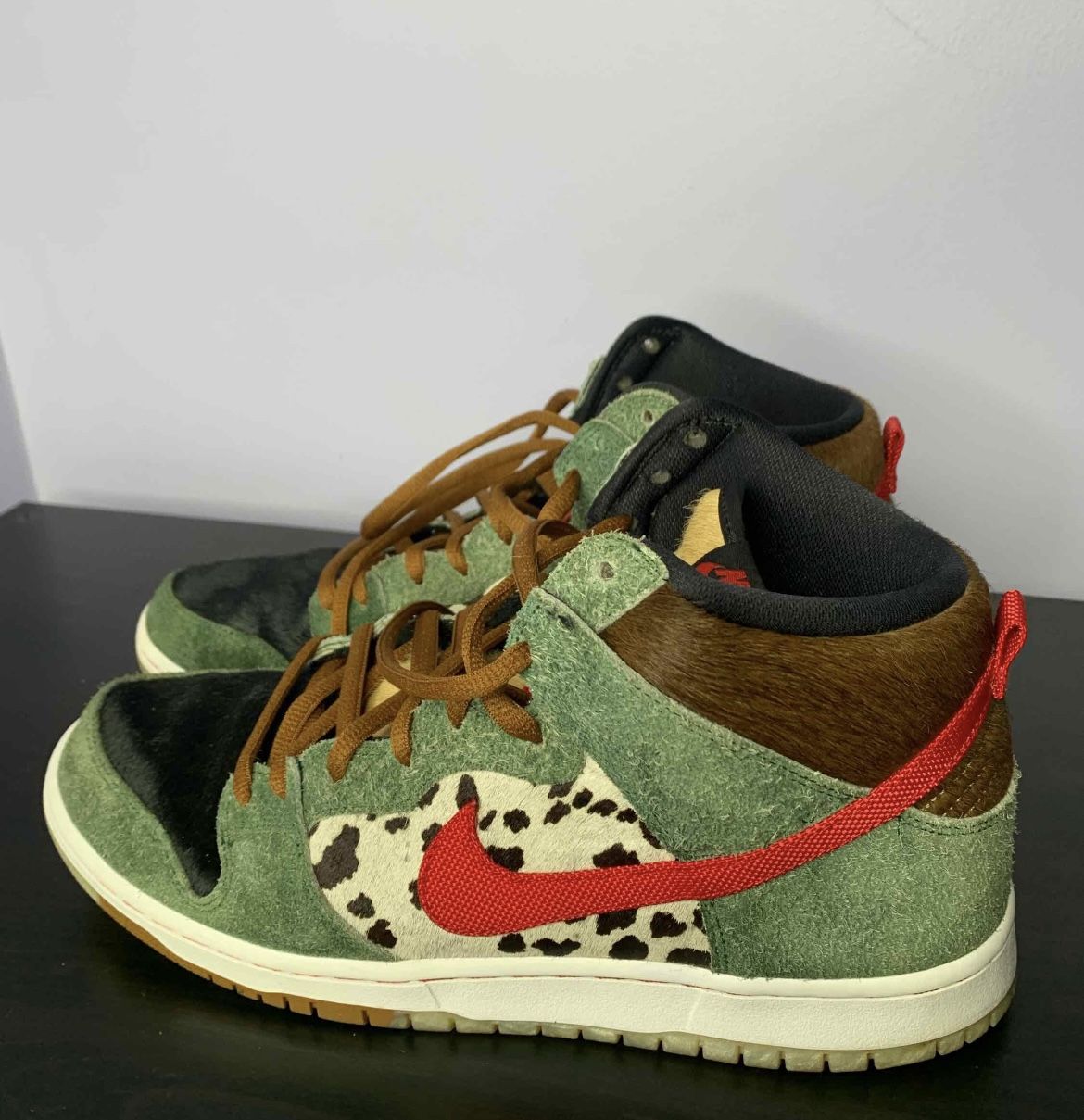 Size 12 - Nike Dunk SB High Walk The Dog PREOWNED WITH BOX AND DOG BAG GOOD COND CHECK CHECK VERIFIED