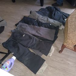 I Have Hundreds Of Pairs Of Snowboarding Pants Snow Pants And Some Bibs For Kids s All In New Condition Please See Description For Adult Prices
