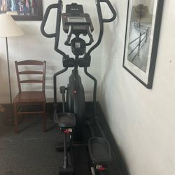 SOLE E35 Elliptical (Great Condition)