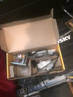 Rockwell Versacut 4 Amp in original box with tools