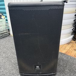 JBL EON 700 Speaker