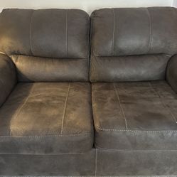 Couch/Sofa Set 