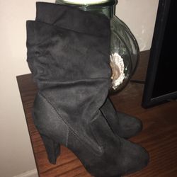 Bebe Boots Size 6