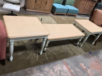 3 pc coffee on casters and 2 end tables