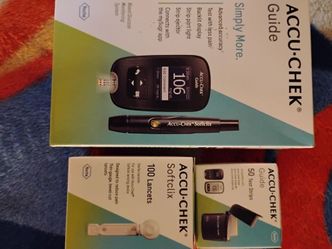 Accu-Chek Guide Blood Glucose Monitoring System Bundle