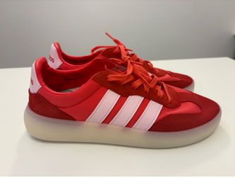Adidas women’s shoes size 9.5W