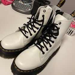 White Doc Martens Size 5 In Womens 