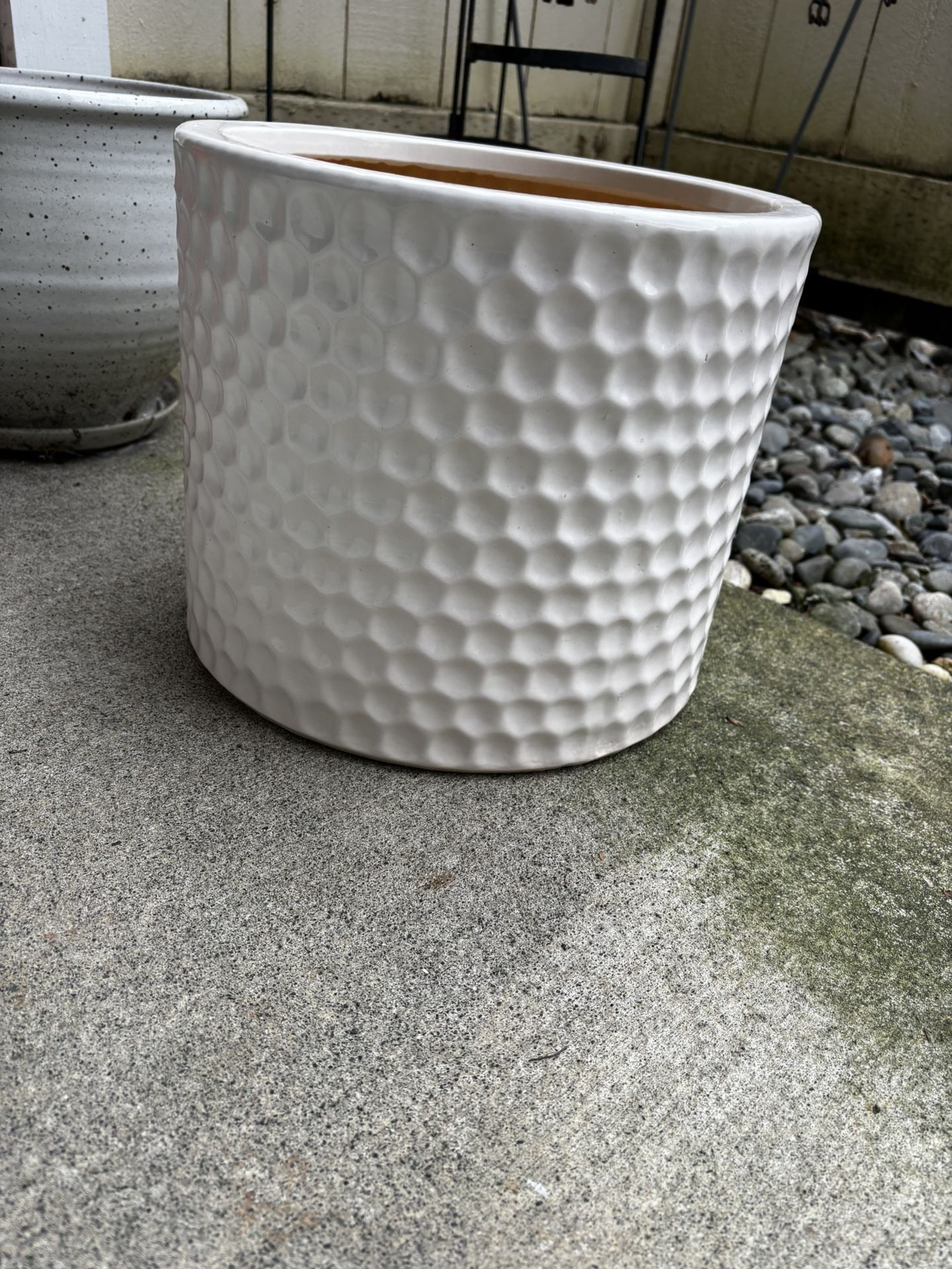 Large Planter With Drainage Hole 12’’