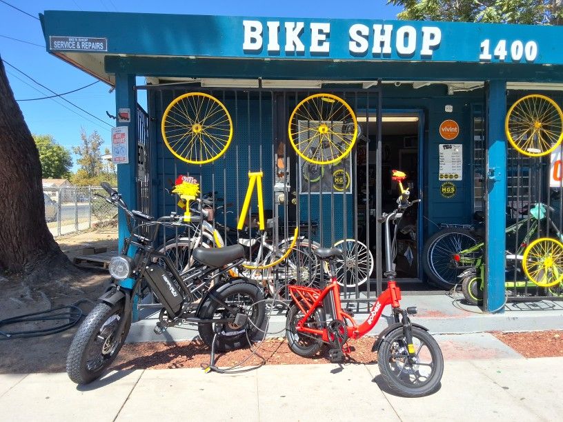 Electric Bikes Brand New. Only  $499 Each  Or Make $20 Monthly Payments 1400 Niles St Bakersfield Ca MG'S BIKE SHOP Affordable Prices 