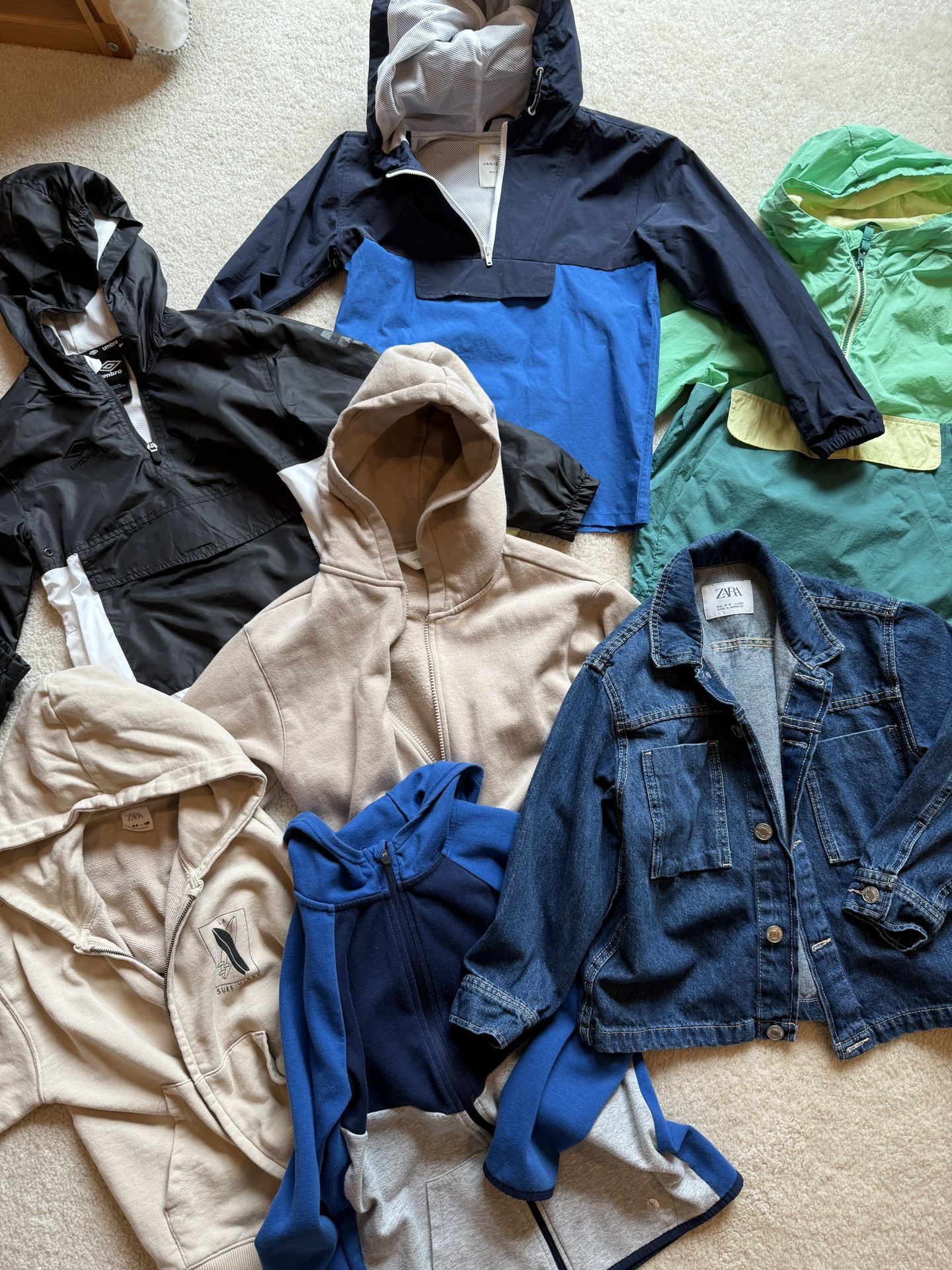 Boys Outerwear Sz 6/7-8/9