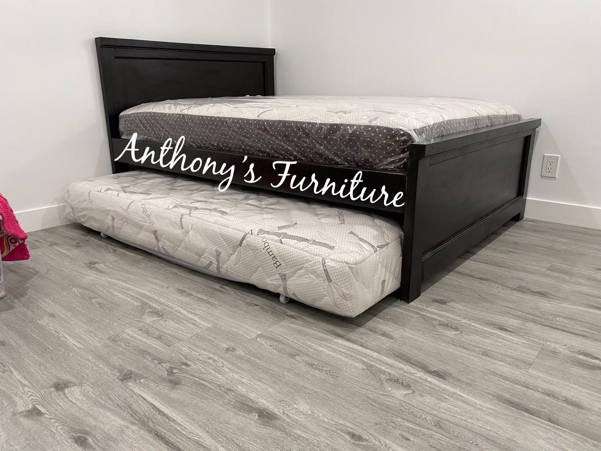 Full Bed & Twin Roll Out Mattress