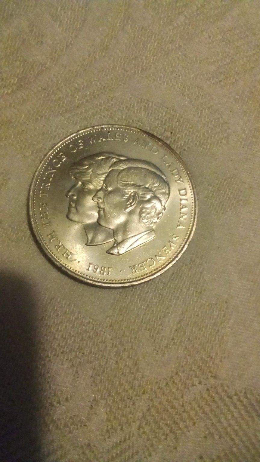 1981 Prince Of Wales And Lady Diana Spencer - Great Commemorative Coin