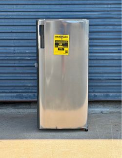 6.0 cu. ft. Single Door Refrigerator with Inverter Compressor and Pocket Handle in Platinum Silver