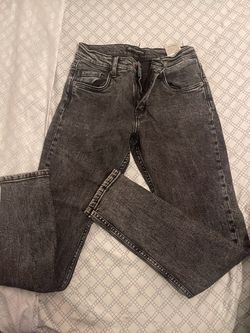 Jeans size 28