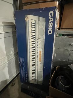 Casio Electric Keyboard