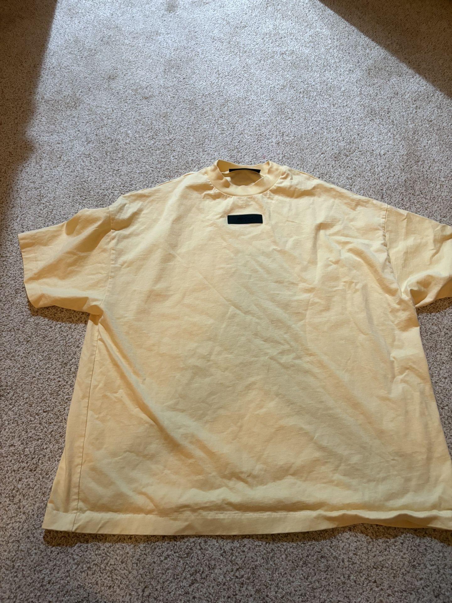Essentials Tee Yellow