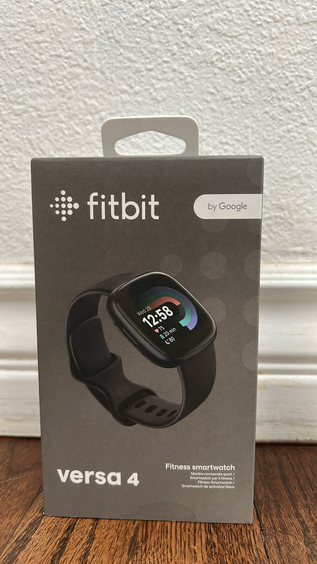 Fitbit Versa 4