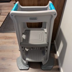 Simplay3  Adjustable Toddler Ladder