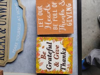 Thanksgiving Hanging Signs