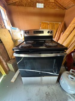GE Electric Stove