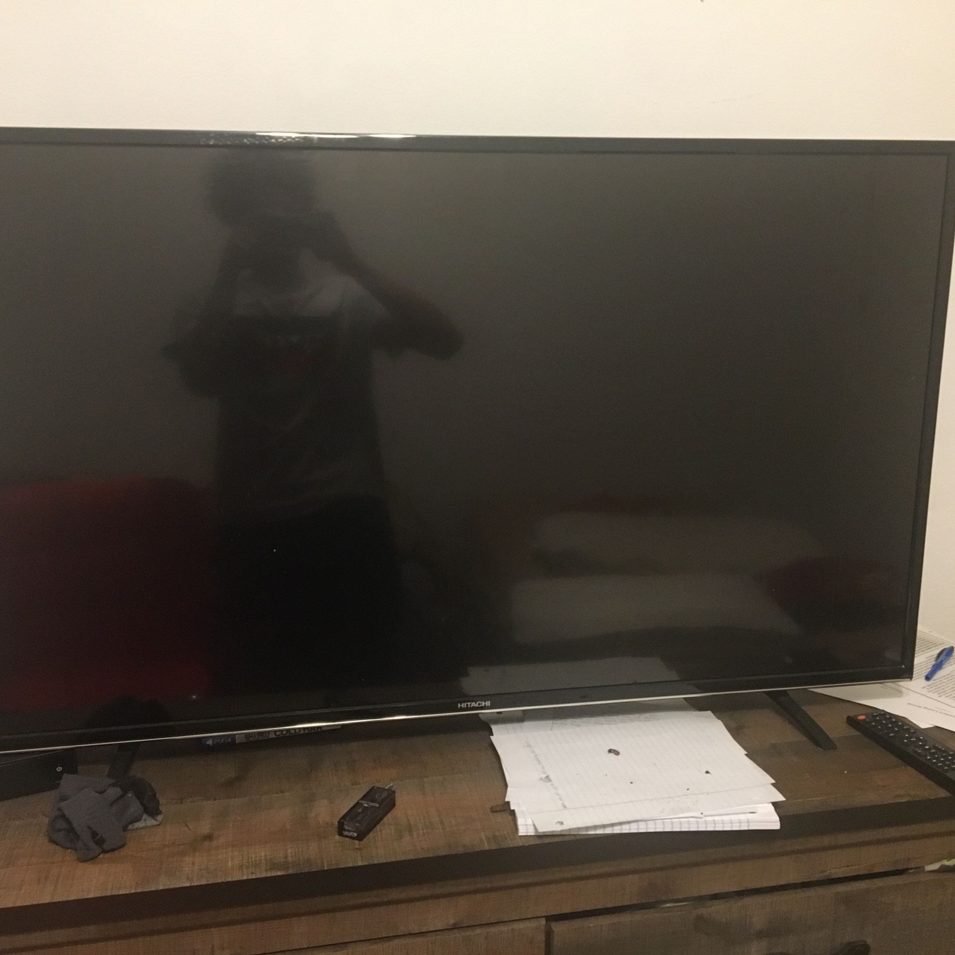 Hitachi Tv
