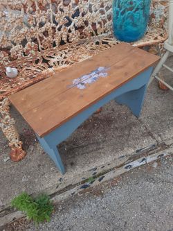 Cute country core granny core bench